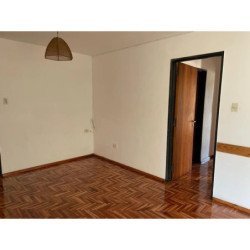 VENTA DEPARTAMENTO DOS DORMITORIOS CENTRO