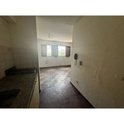 VENTA DEPARTAMENTO MONOAMBIENTE ALBERDI