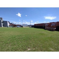 Lote en Prados de Manantiales