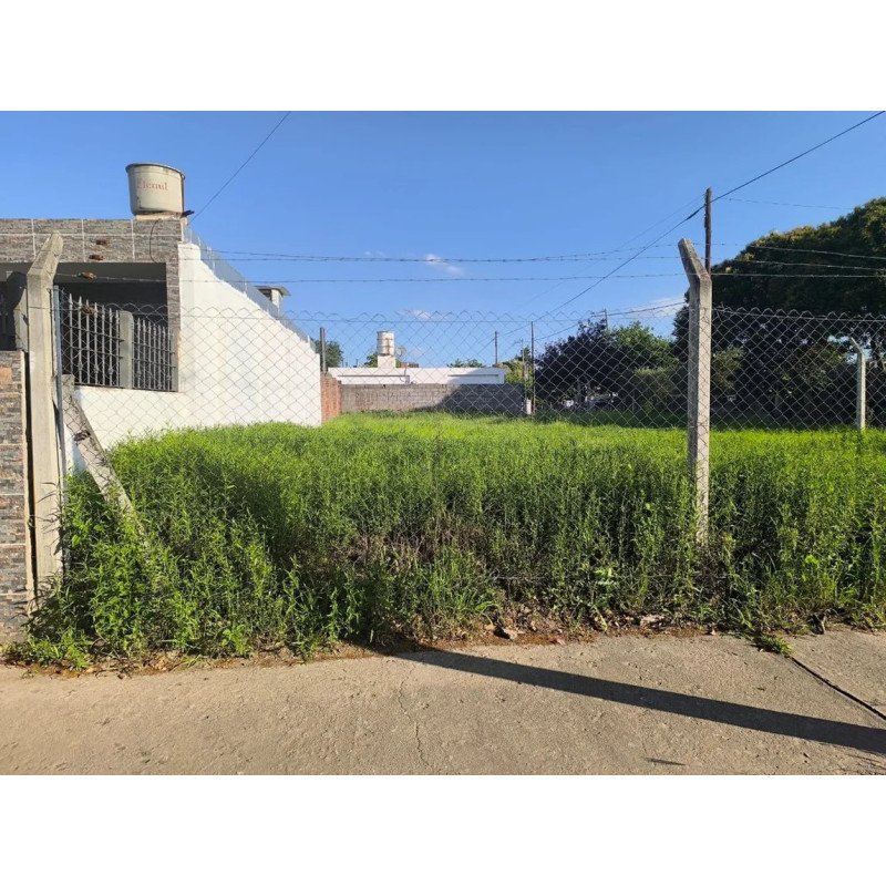 VENTA LOTE AMPLIACION CENTRO AMERICA 300M2 ESQUINA