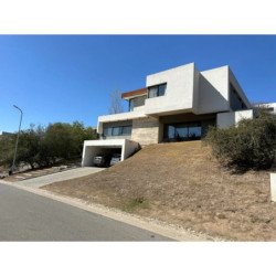 VENTA CASA EN LA RUFINA
