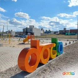 LOTE ESQUINA DOCTA CENTRAL APTO DUPLEX, FINANCIO