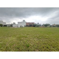 LOTE TERRENO 300m APTO DUPLEX TERRAZAS MANANTIALES