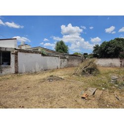 VENTA LOTE BARRIO JARDIN 215m²