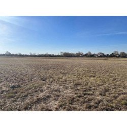 SE VENDE TERRENO EN VALLE CERCANO