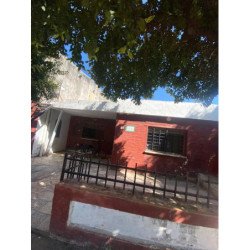 CASA + 2 DEPTOS EN VENTA B LICEO