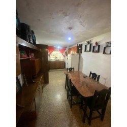 CASA + 2 DEPTOS EN VENTA B LICEO