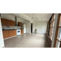 VENTA CASA DON BOSCO 2 DORMITORIOS SUPER LUMINOSA