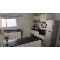 Se vende Casa apto crédito con quincho en Altamira