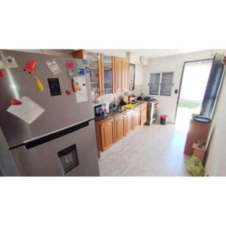 VENTA CASA 3 DORMITORIOS ALTOS VELEZ SARSFIELD