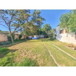 VENTA CASA CON GRAN TERRENO 667MTS GRANJA DE FUNES