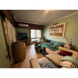 Venta Casa 3 dormitorios Talleres Este -A. Crédito