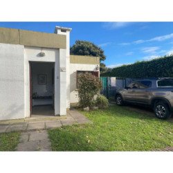 CASA VENTA 4 DORMITORIOS CHATEAU CORDOBA