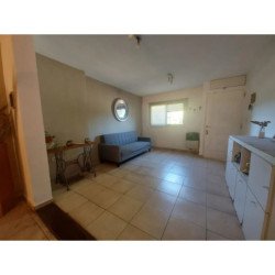 VENTA CASA 3 DORM B° PARQUE CAPITAL C/PILETA