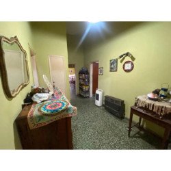 VENTA CASA ZONA CERRO 3 DORM PILETA