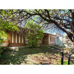 VENTA CASA ESQ 3 DORM GRAN PARQUE- SAN SALVADOR