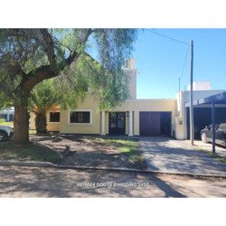 VENTA CASA 4 DORMITORIOS B. PARQUE SAN ANTONIO