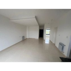 VENTA DUPLEX 3 DORMITORIOS 3 BAÑOS MANANTIALES 2