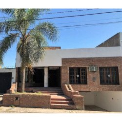 VENTA CASA 4 DORM ESCOBAR PILETA COCHERA
