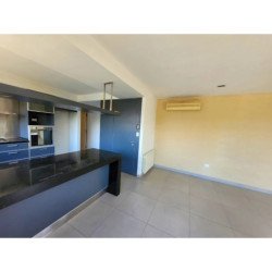 VENTA CASA TALLERES ESTE 3 DORM CON GALPON 460M2