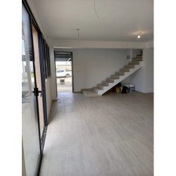 VENTA CASA DOCTA 2 PLANTAS