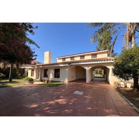 APTO HIPOTECARIO CASA 4 DORM VILL BELGRANO PILETA