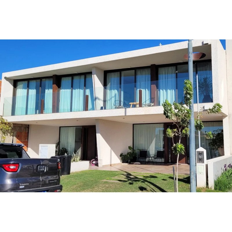 VENTA DUPLEX TERRAZAS DE MANANTIALES 3 DORM