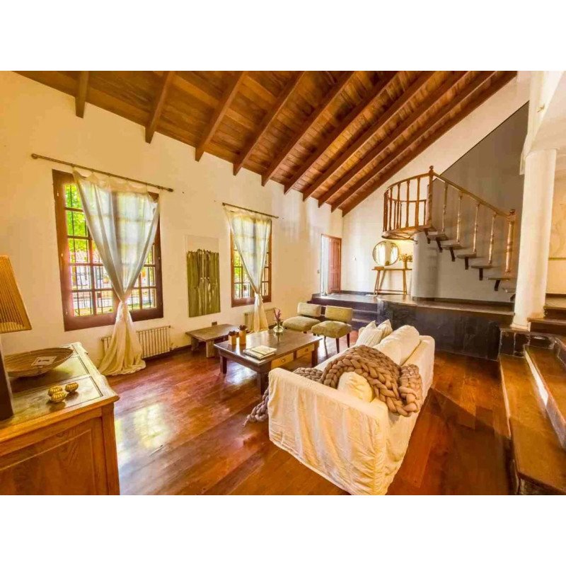 VENTA CASA 4 DORM EN VILLA BELGRANO APTO CREDITO