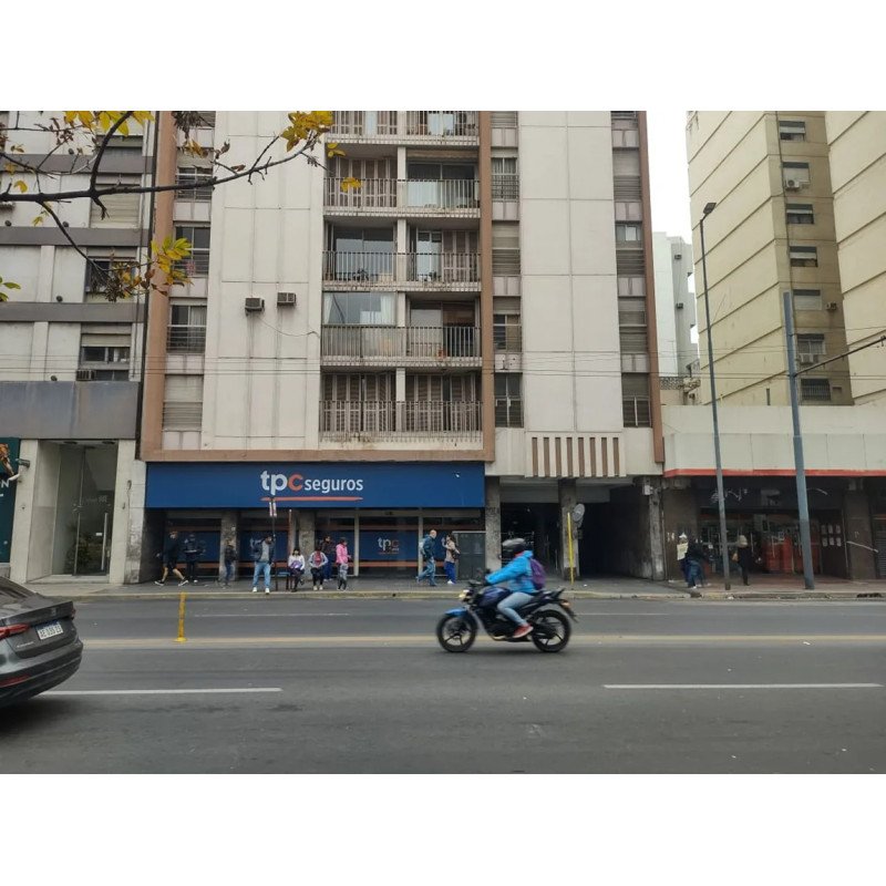 DEPARTAMENTO DE 3 DORMITIRIOS EN AV. COLON 675
