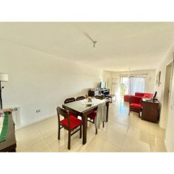 VENTA DEPTO 2 D. COCHERA JARDIN CLARET SEGURIDAD