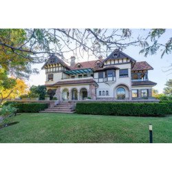 Venta 3 dormitorios planta baja cochera casonas