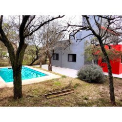 VENTA CASA TIERRA ALTA 3 DORM 2 BAÑOS PILETA