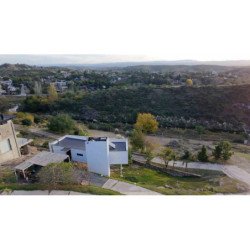 VENTA CASA CARLOS PAZ 1 DORM COSTA DEL RIO