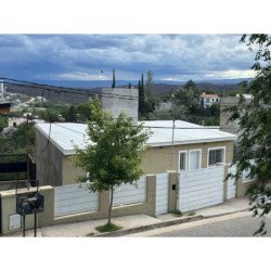 VENTA 3 DEPTOS 2 DORM CARLOS PAZ