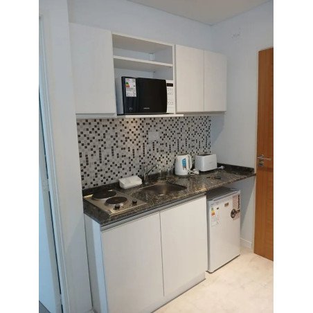 VENTA MONOAMBIENTE CON BALCÓN COCHERA CARLOS PAZ