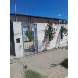 Casa a la Venta mas Dpto en La Calera