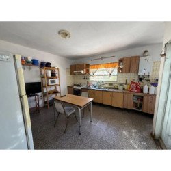 CASA EN VENTA BARRIO GUEMES