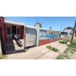VENTA CASA EN BARRIO ARENALES