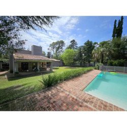 VENTA CASA LUMINOSA PLANTA BAJA EN VILLA WARCALDE