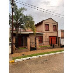 VENDO CASA 4 DORMITORIOS-PILETA ZONA DINO RUTA20