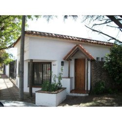 VENTA CASA 3 DORMITORIOS BARRIO JARDIN