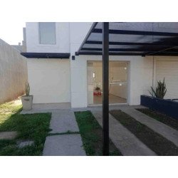 VENTA DUPLEX 2 DORM MANANTIALES CON RENTA