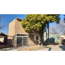 Se vende casa tipo Dúplex Villa Adela - Córdoba