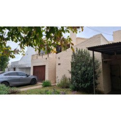 VENTA CASA ALTO VERDE 4 DORM PILETA