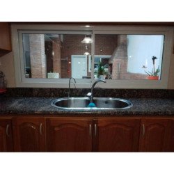 SE VENDE CASA 3 DORMITORIOS - APTO BANCOR -