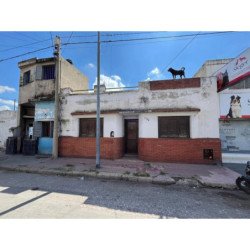 VENTA CASA CON DOBLE INGRESO Y COCH EN VILLA PAEZ