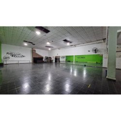 Venta casa con galpón y estudio - Yofre