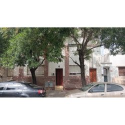 Casa con departamento independiente Alta Córdoba