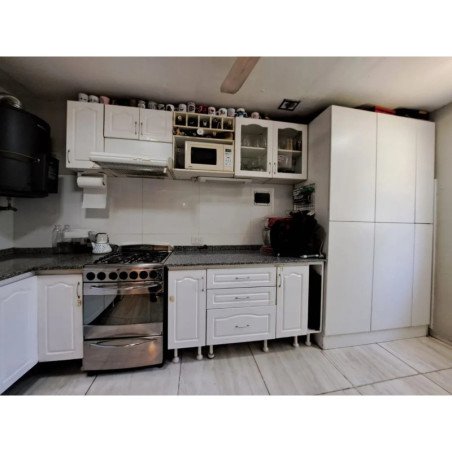 VENTA CASA MARQUES DE SOBRE MONTE 3 DORM PILETA