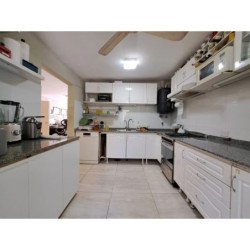 VENTA CASA MARQUES DE SOBRE MONTE 3 DORM PILETA